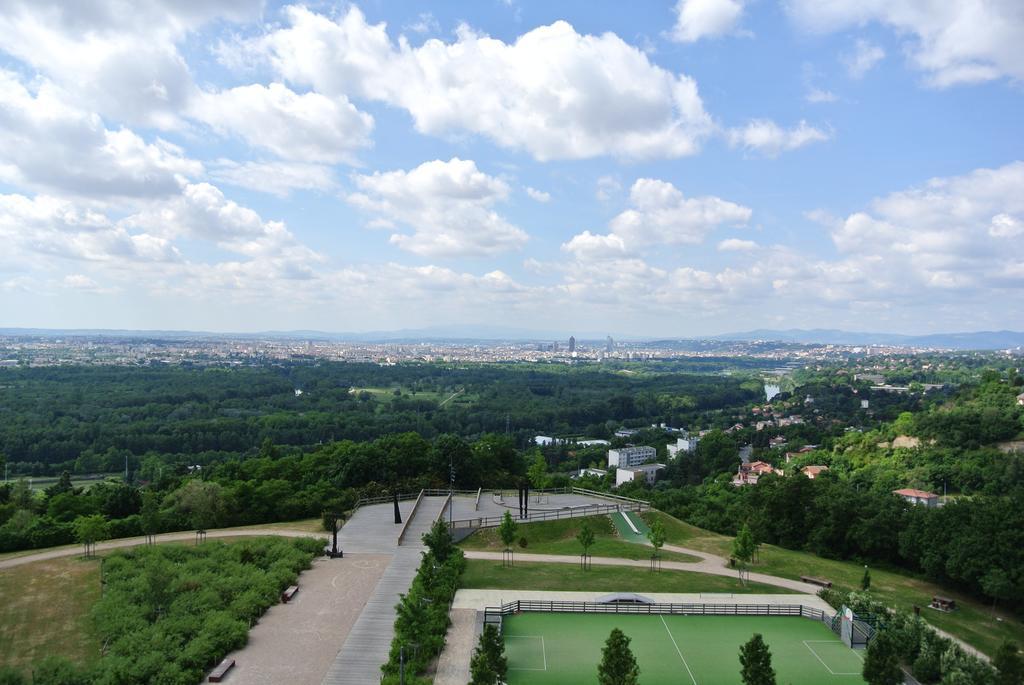 A L'Oree Du Bois Rillieux-la-Pape Номер фото